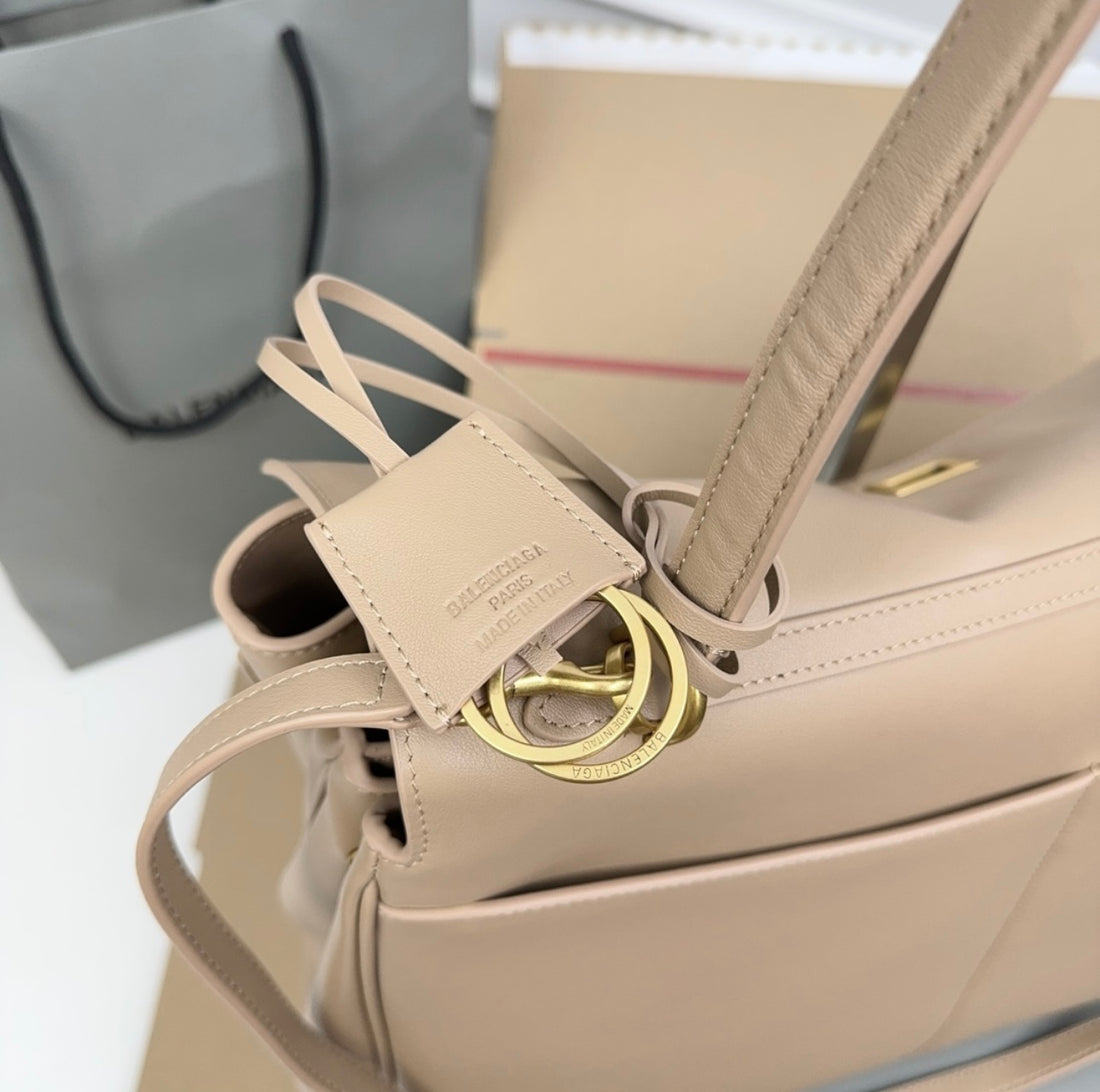 Leather Woman Balenciaga large Handbag