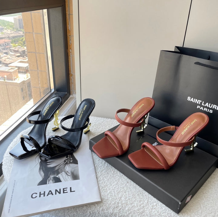 Leather YSL woman heels