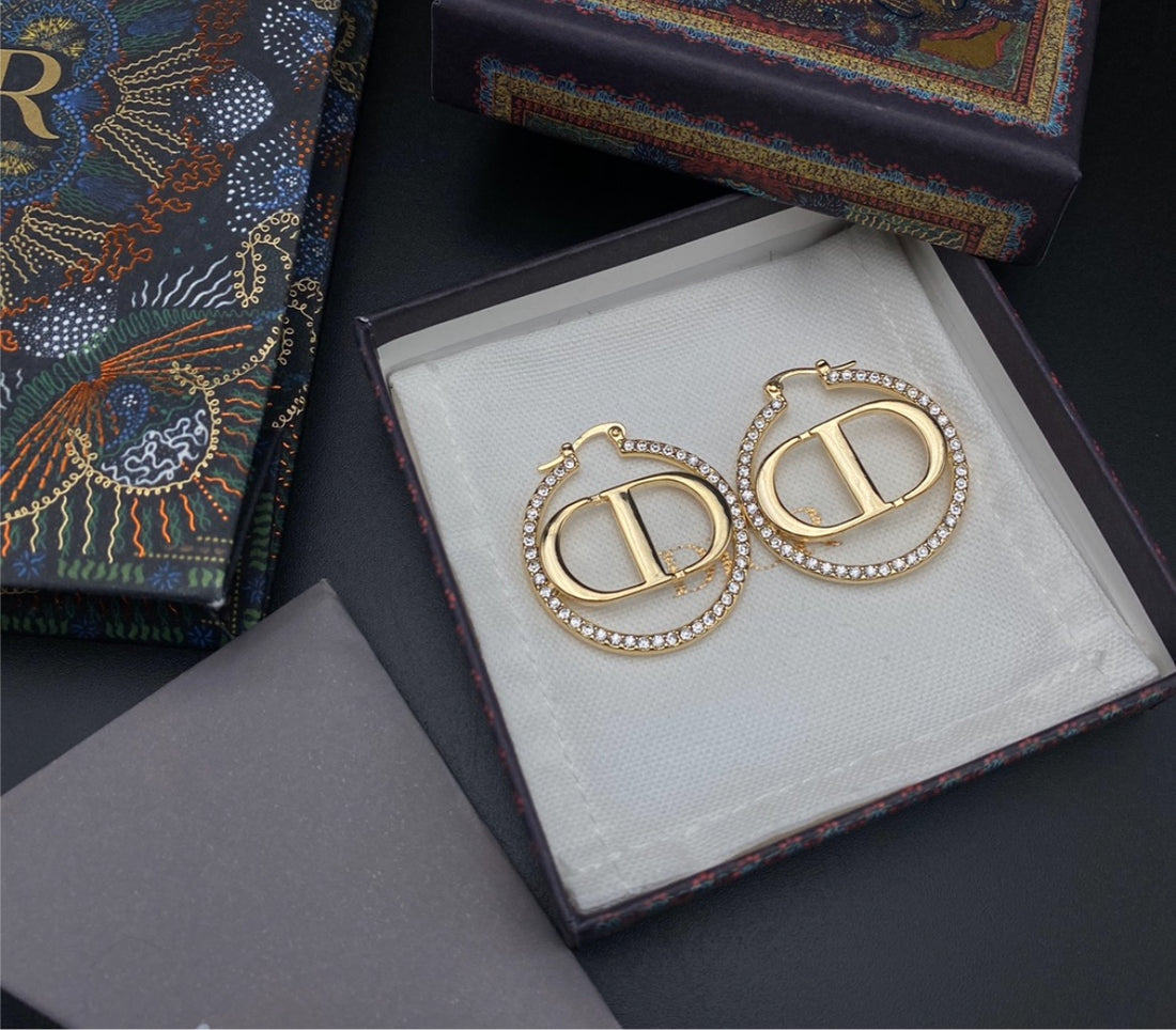 New Dior hoop woman earring