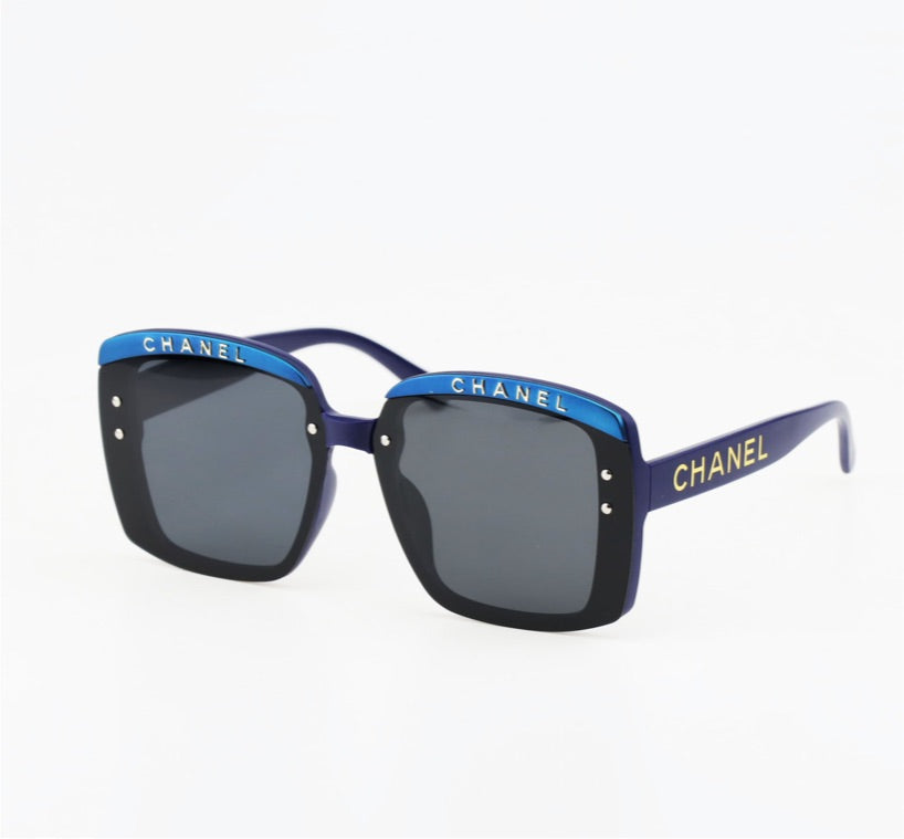 Woman Chanel Shades