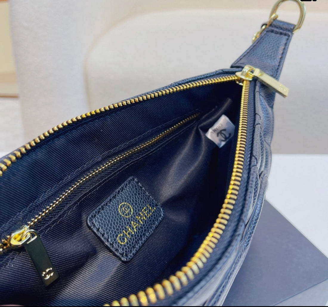 Woman Chanel handbag