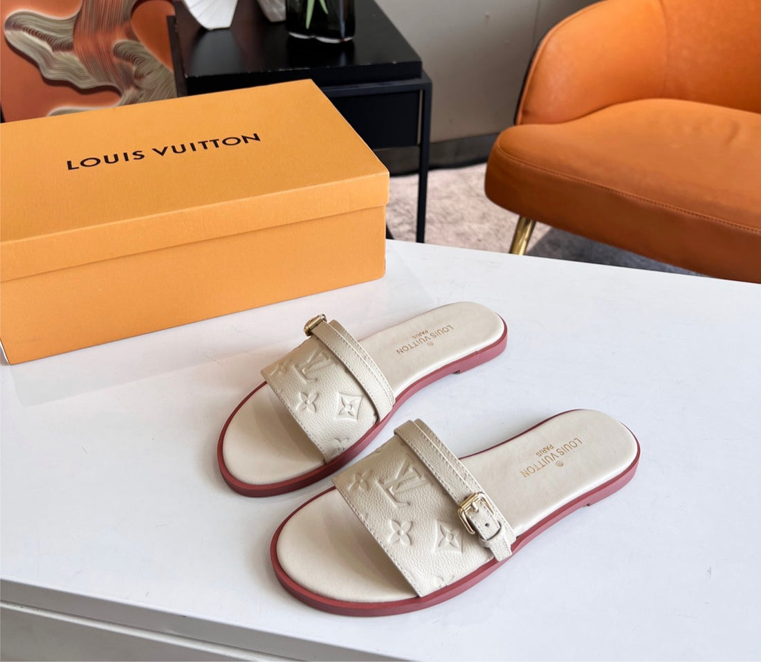 Woman LV sandal