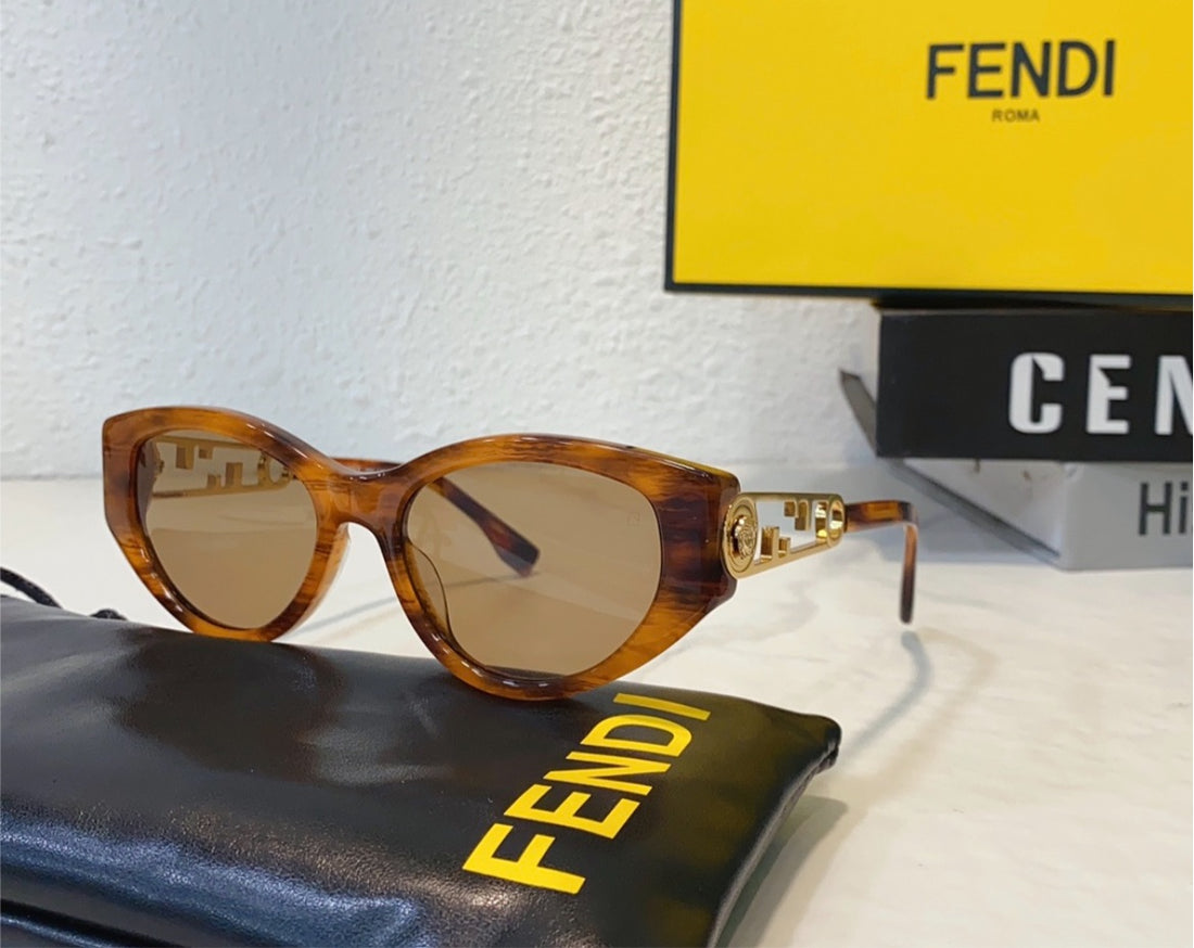 New Fendi woman eyewear