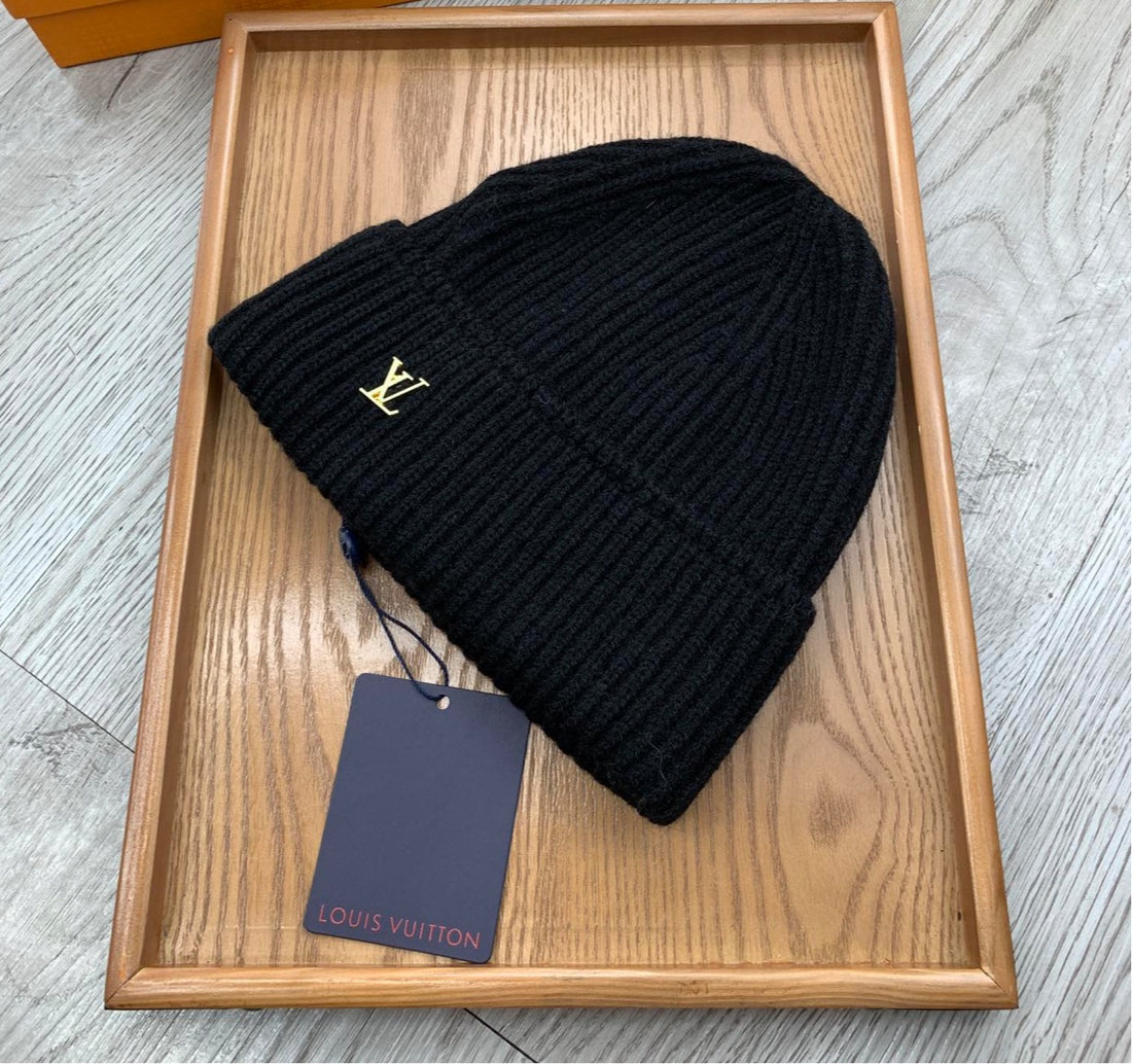 Black New Louis V hat