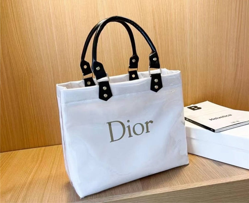 Woman shoulder handbags