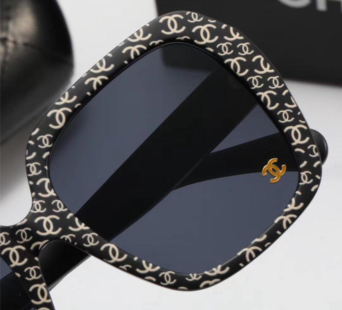 New Chanel woman sunglasses