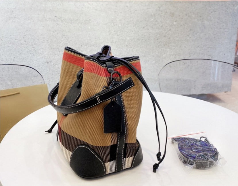 Burberry woman Handbag