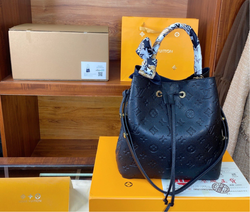 LV shoulder Handbag