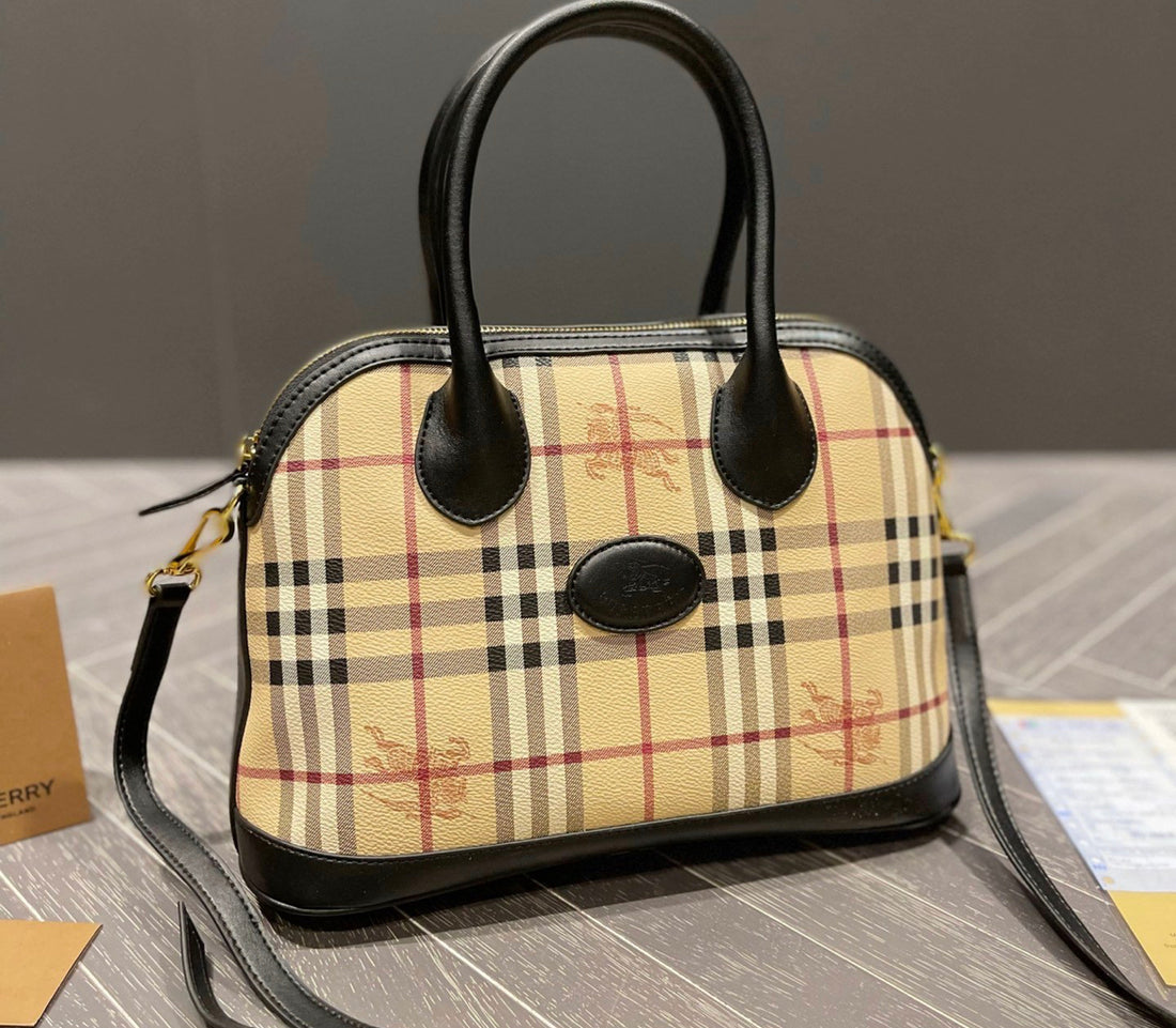 Burberry woman new shoulder handbag