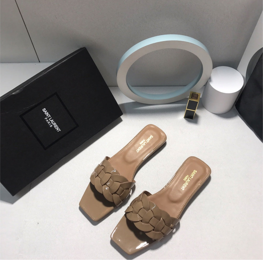 Saint Laurent woman sandal