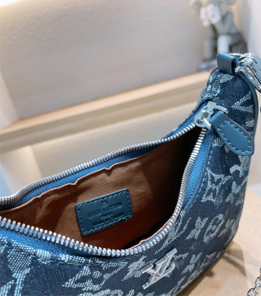 Brand new LV woman denim material handbag