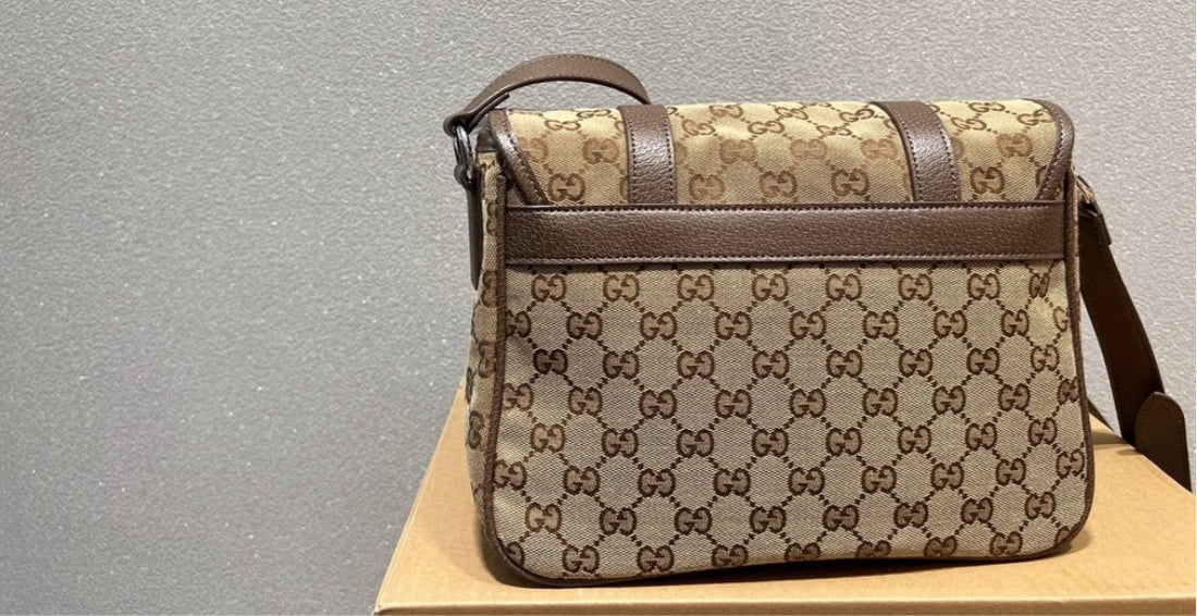 Woman new Gucci handbag
