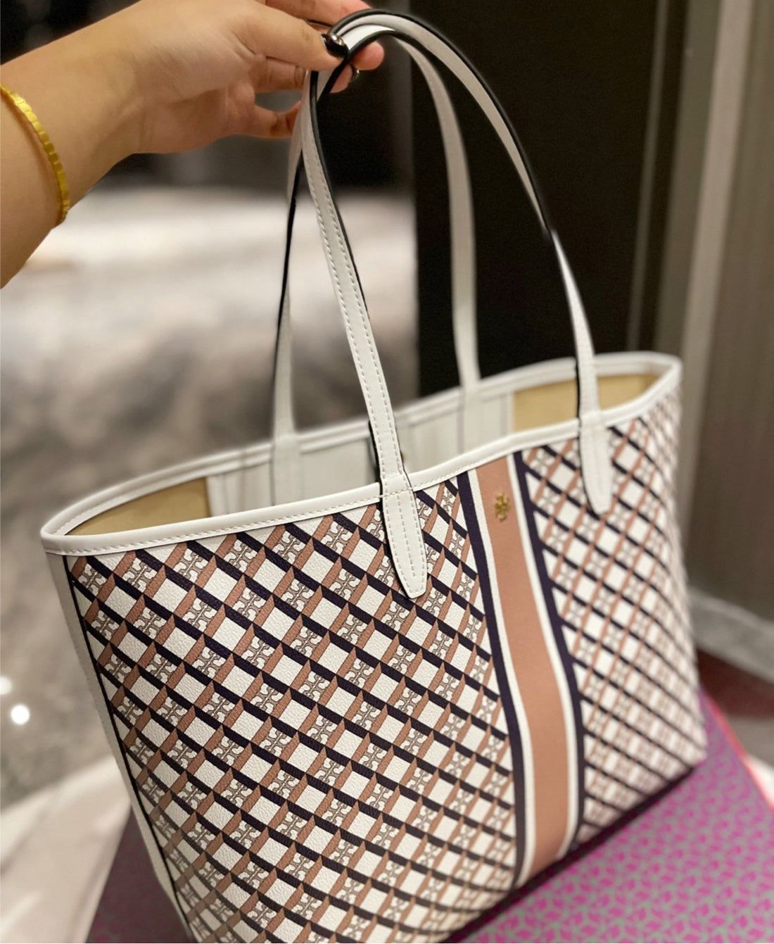 Tory Burch woman handbag