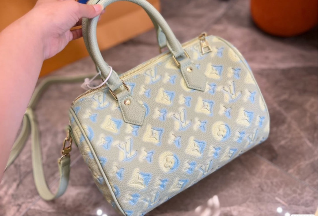 New LV woman shoulder handbag