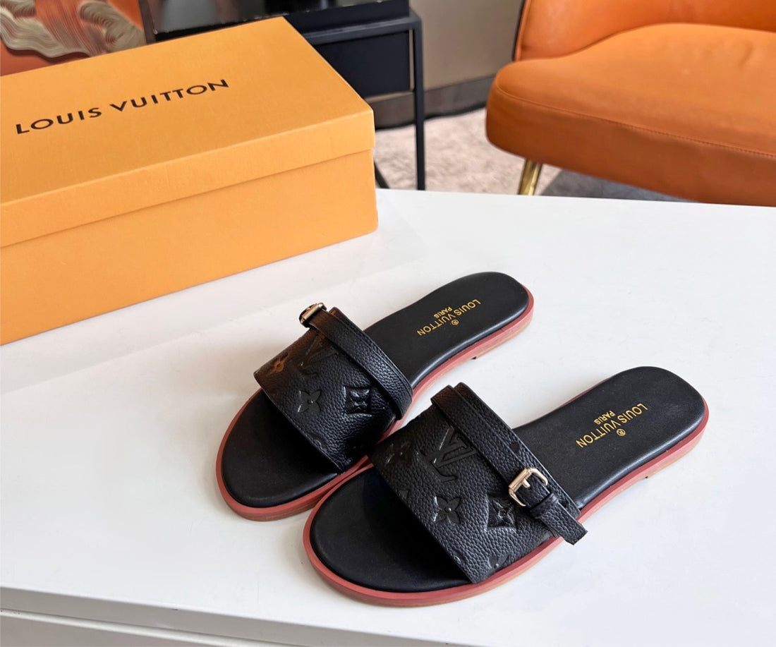 Woman LV sandal