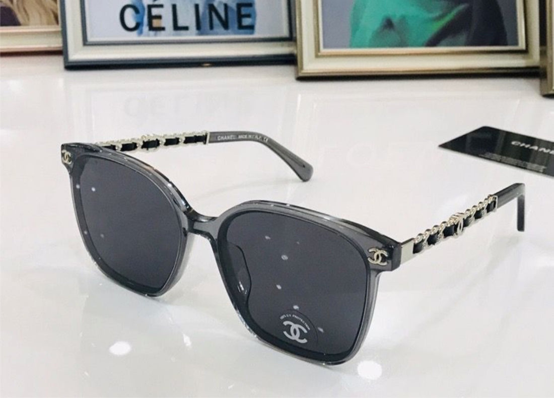 New Chanel woman eyewear