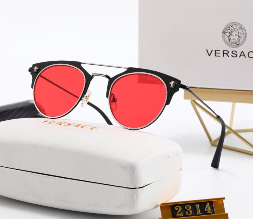 Versace shades woman