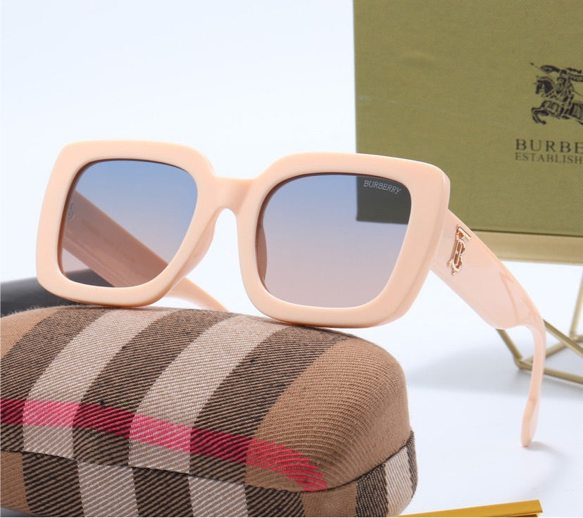 Burberry woman glasses