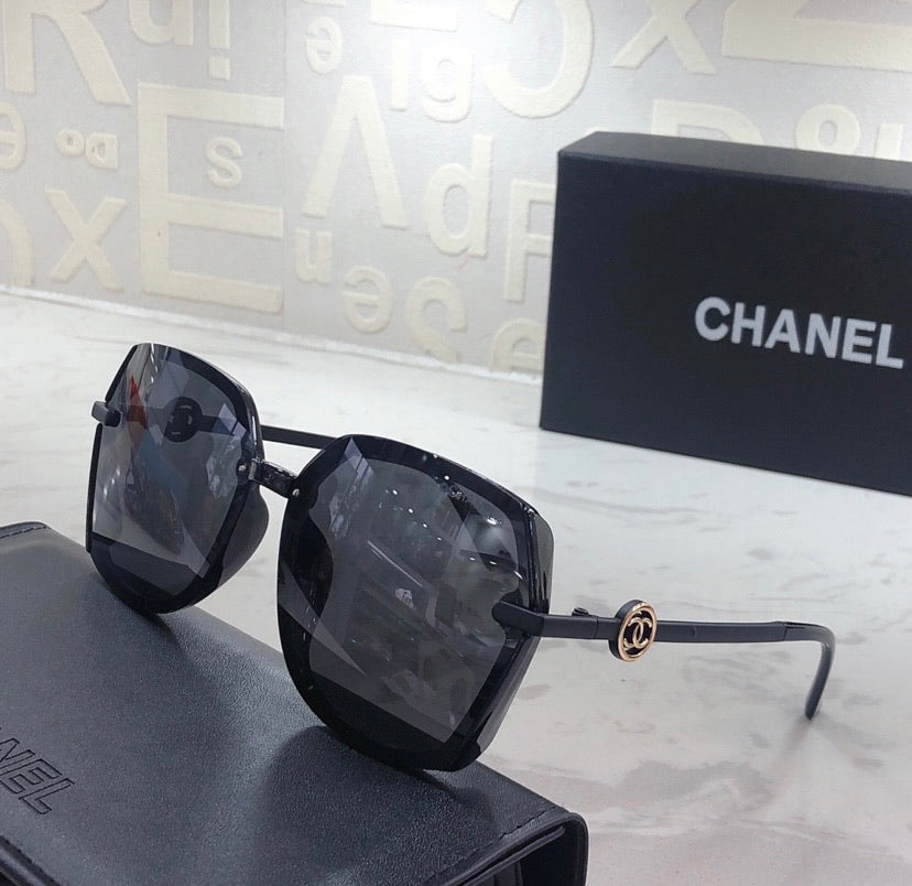 Chanel 2021 sunglasses