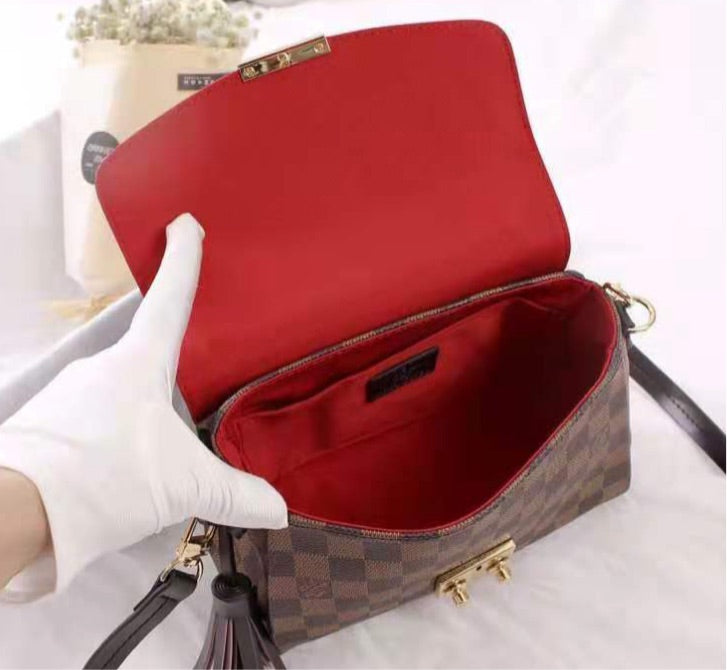 SALE !!! Leather woman handbags on sale