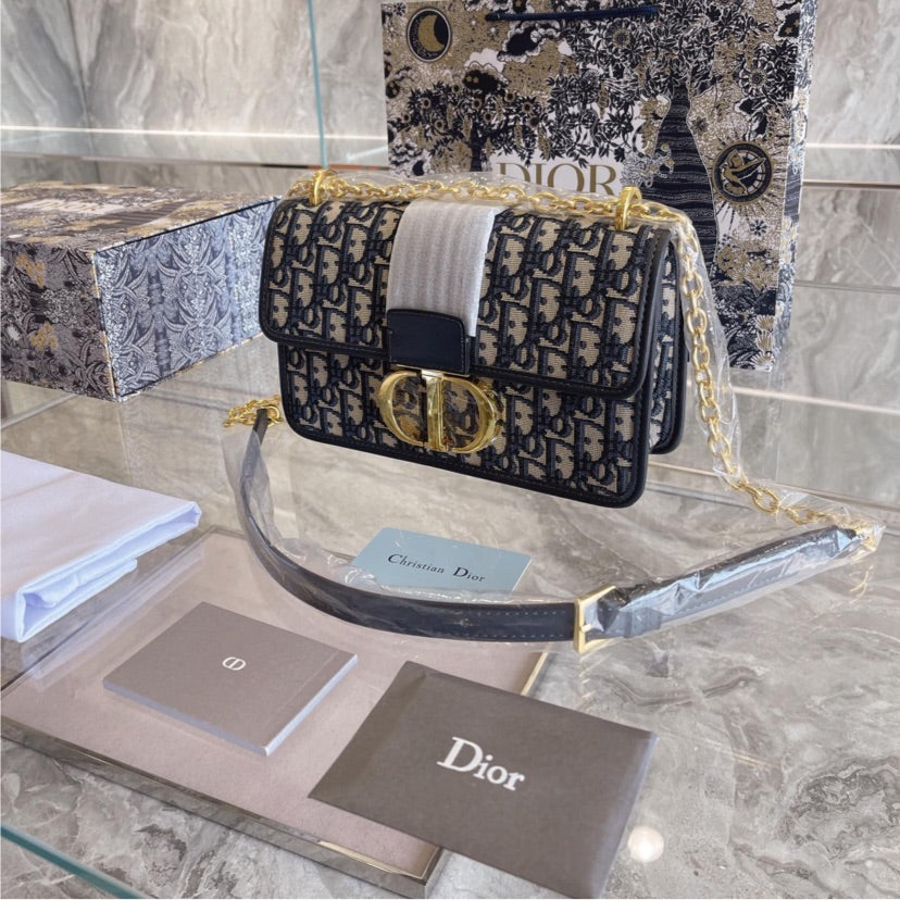 Dior woman shoulder /crossbody