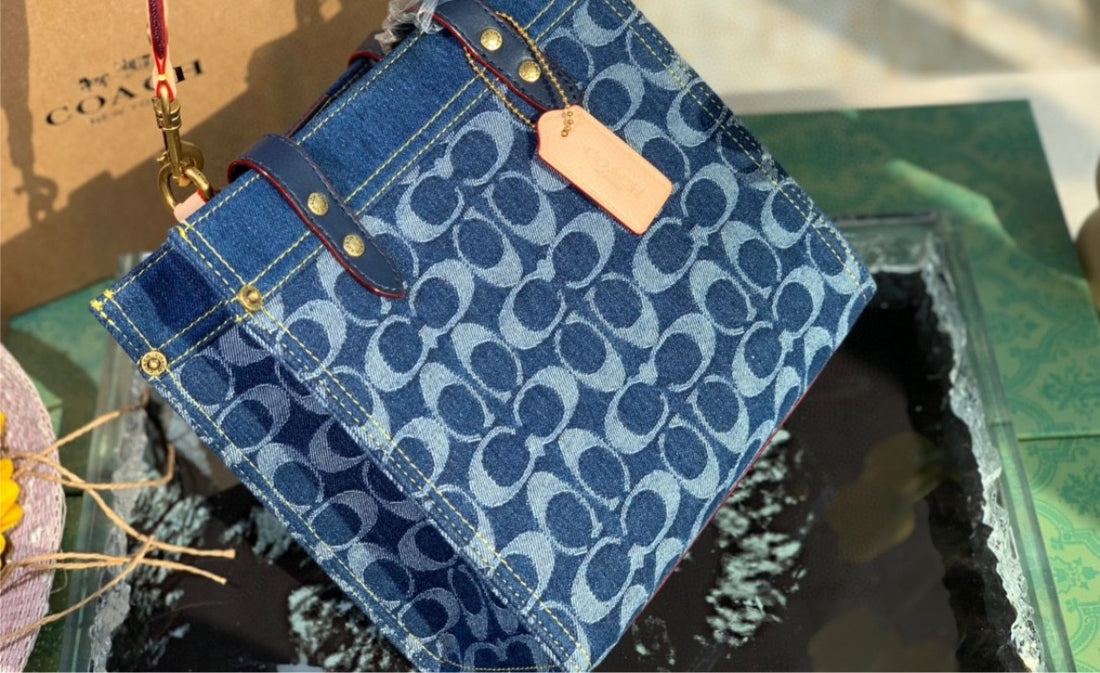New coach woman shoulder handbag