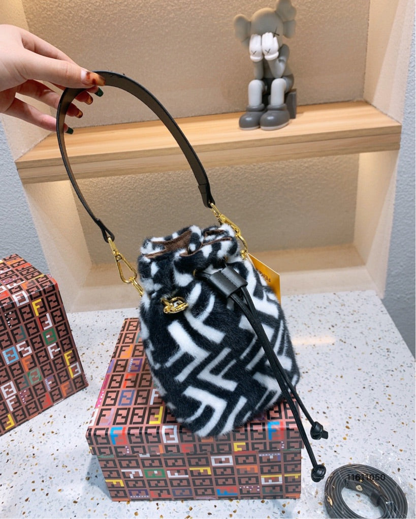 Fendi Fur woman Handbag