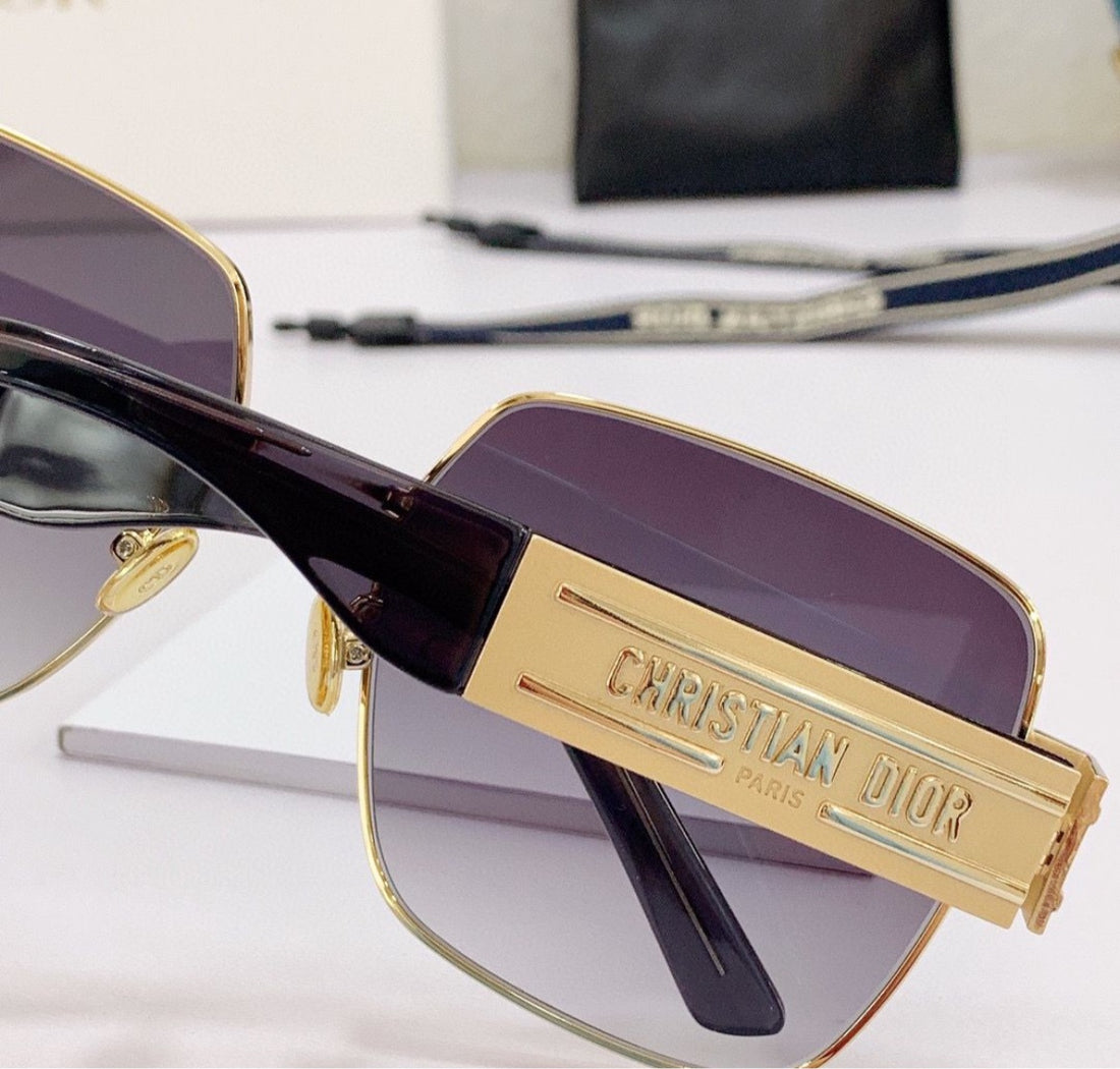 New Dior woman sunglasses