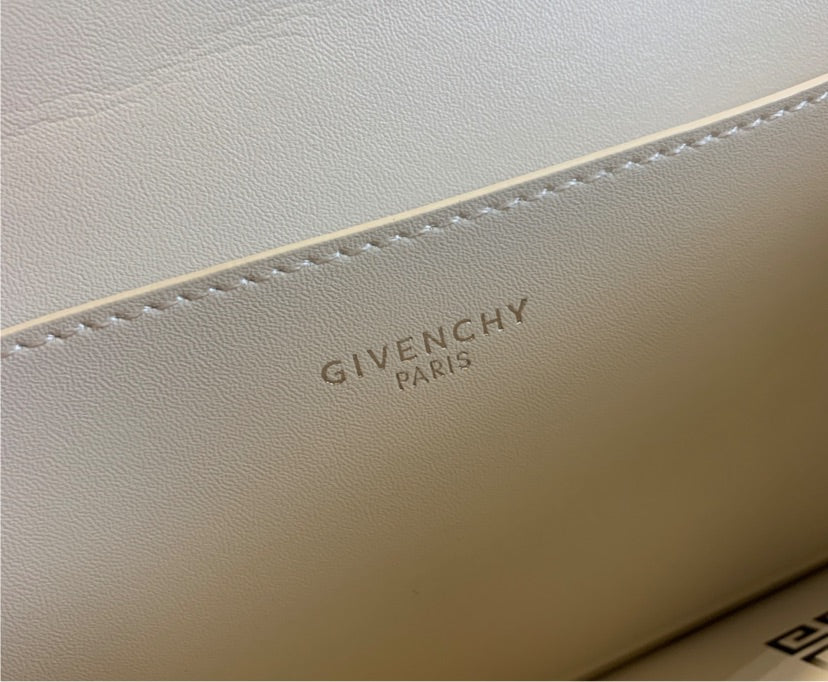 Givenchy woman shoulder handbag