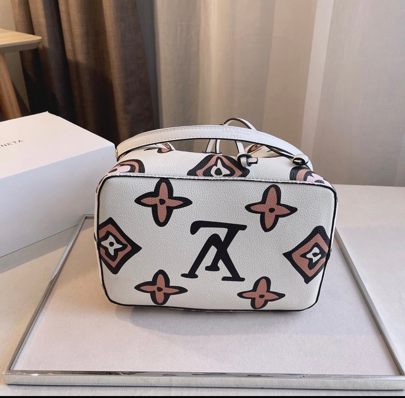 LV ladies Handbag