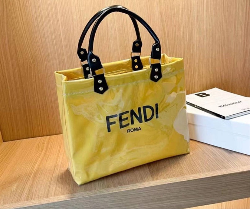 Woman shoulder handbags