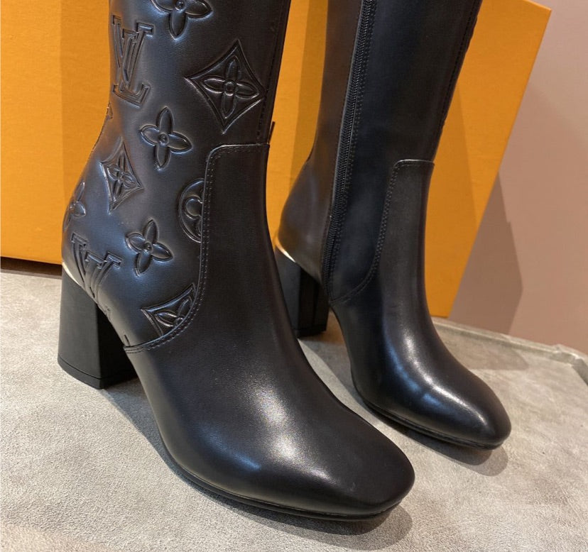 LV woman Boots