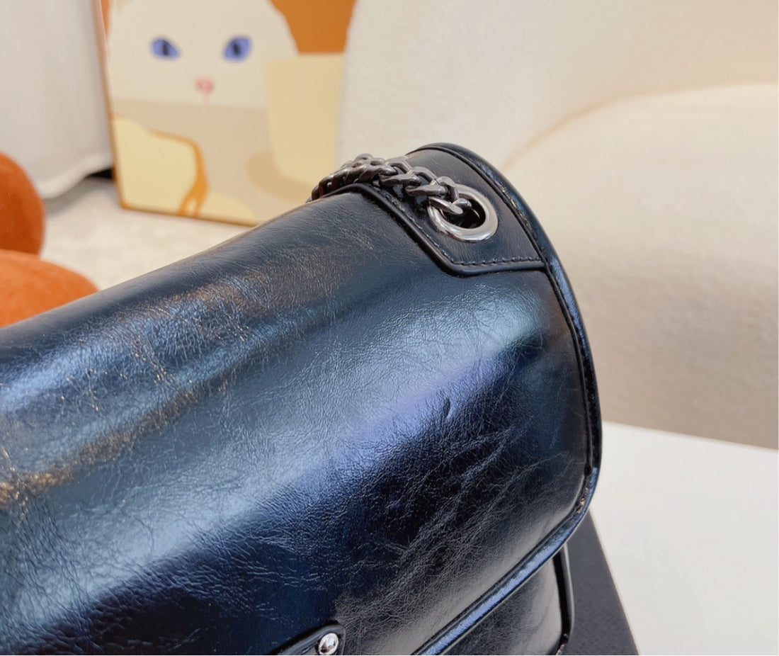 Prada woman shoulder bag