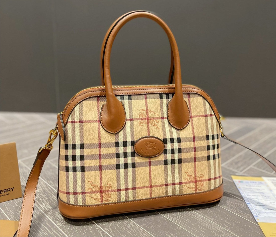 Burberry woman new shoulder handbag