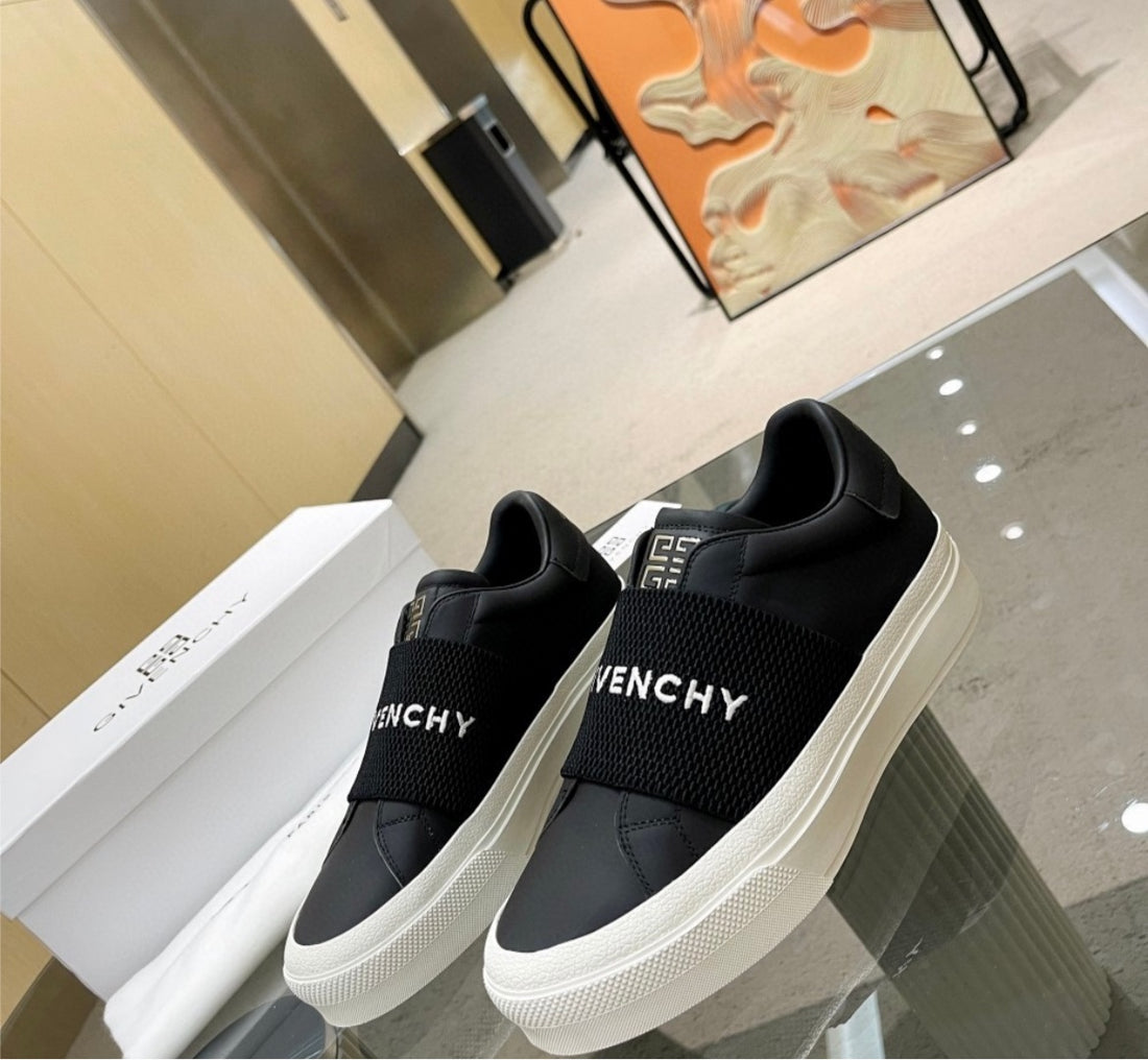 Givenchy woman sneaker