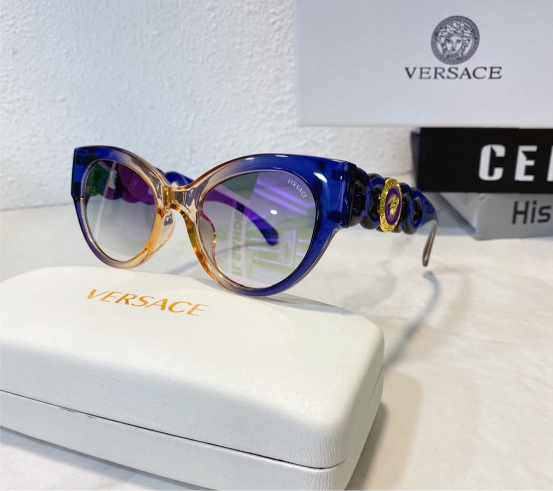 Woman Versace sunglasses