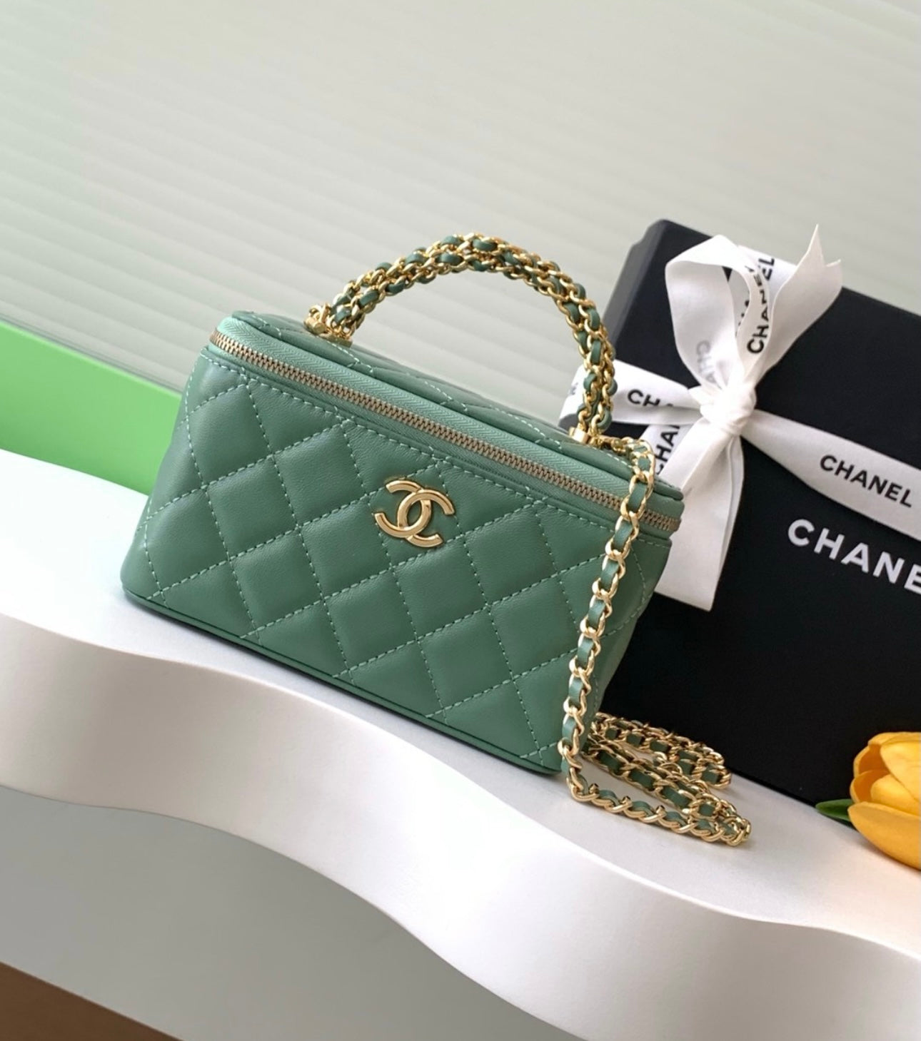 Leather green Chanel handbag