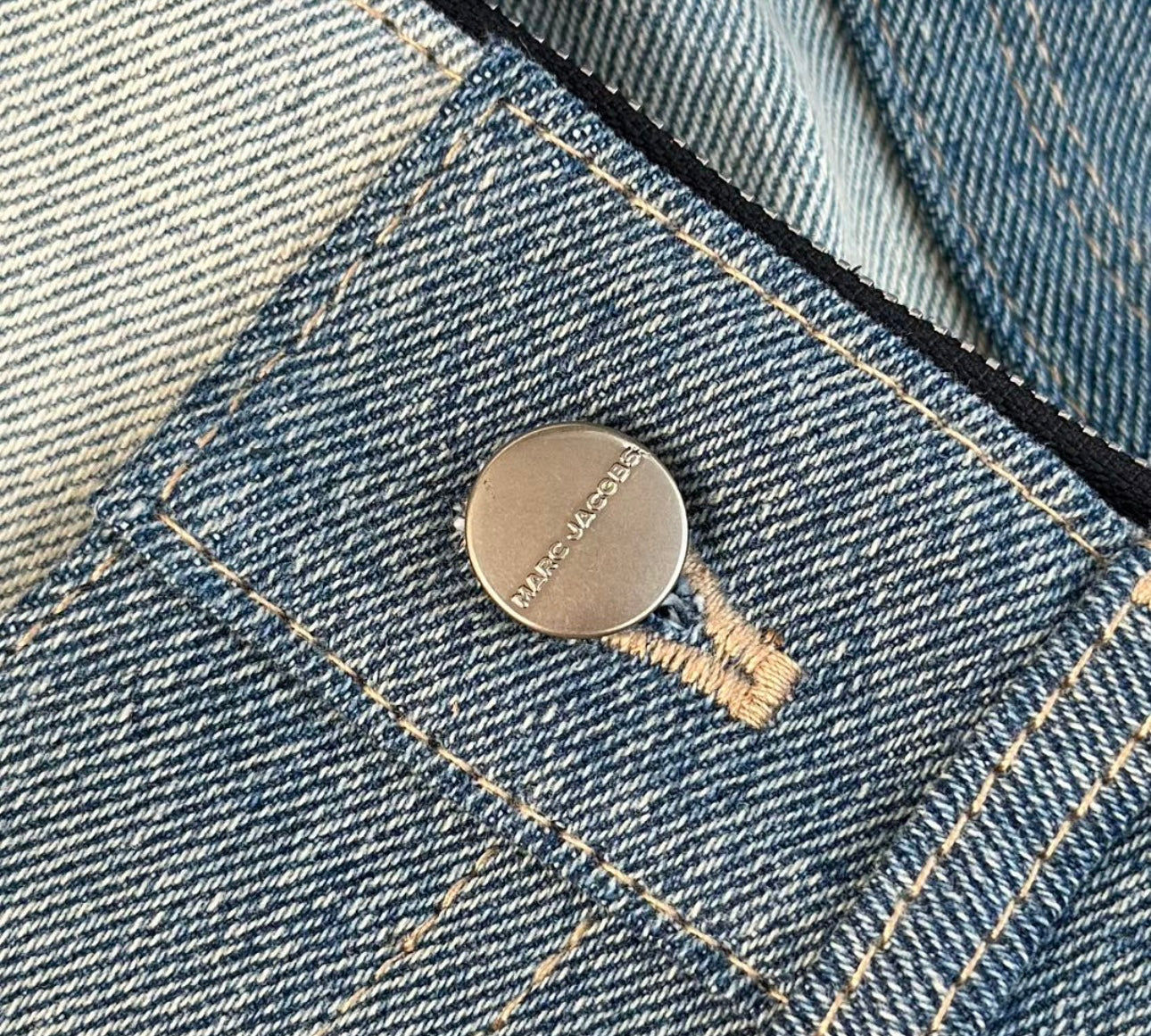 Marc Jacob woman shoulder handbag