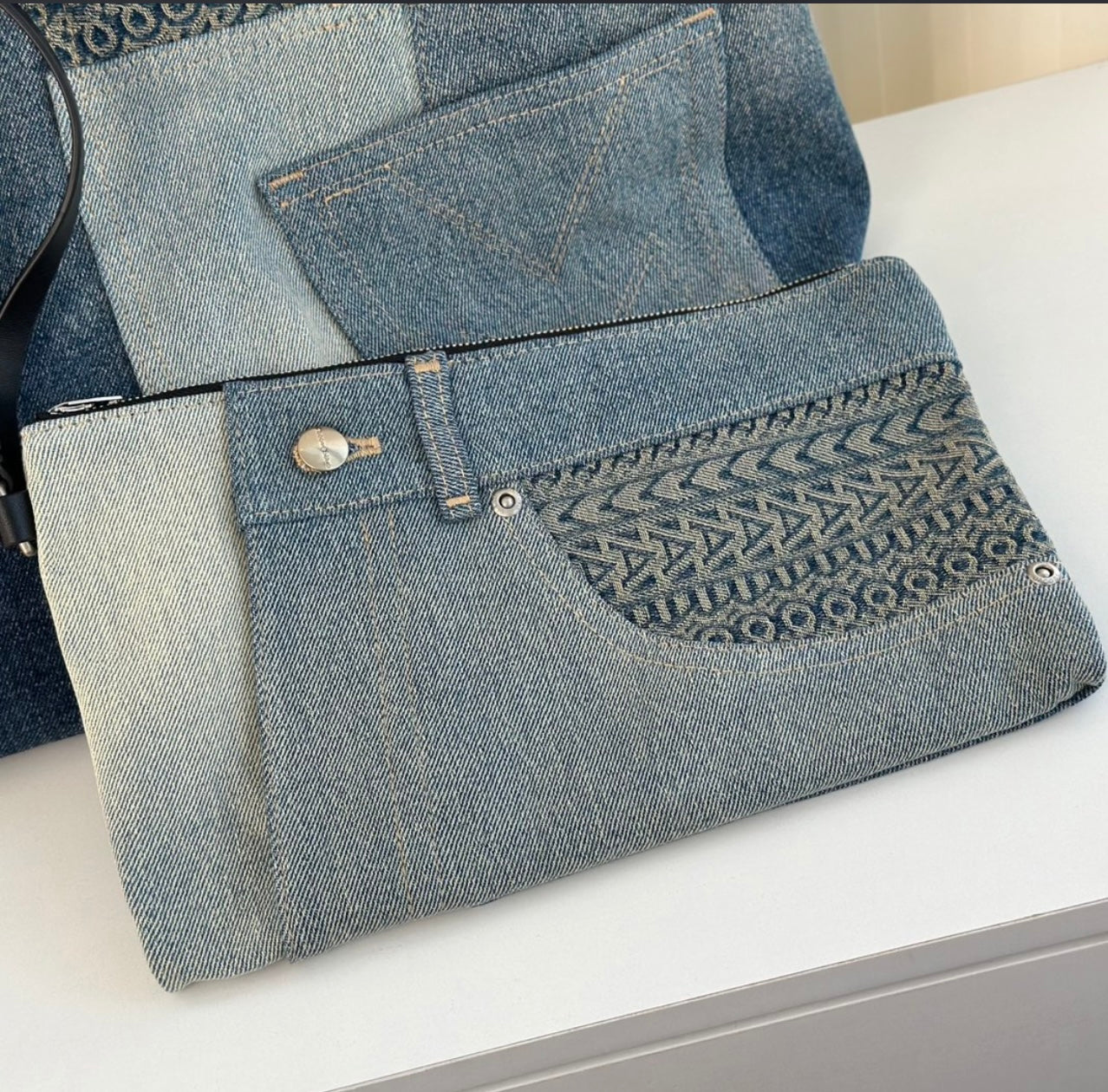 Marc Jacob woman shoulder handbag