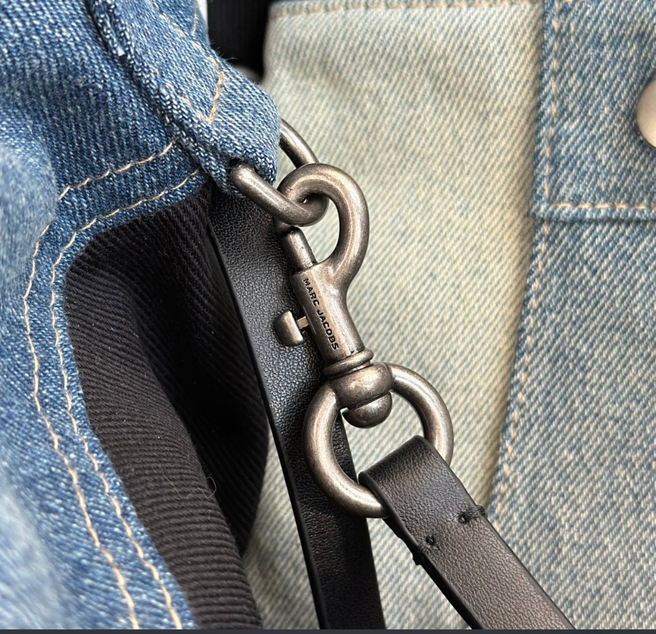 Marc Jacob woman shoulder handbag