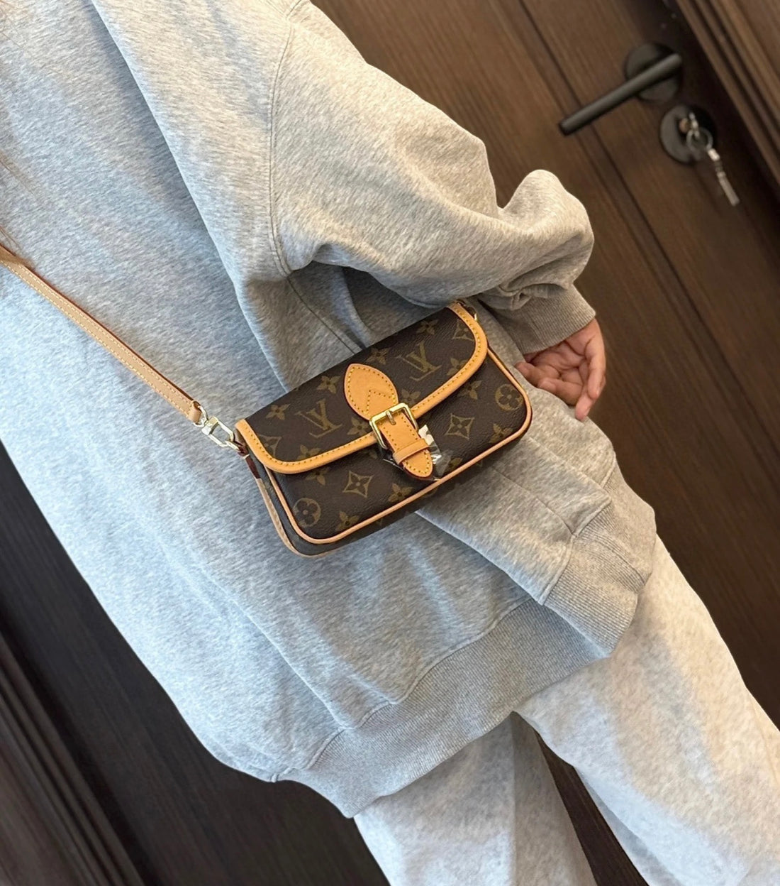 New leather woman handbag