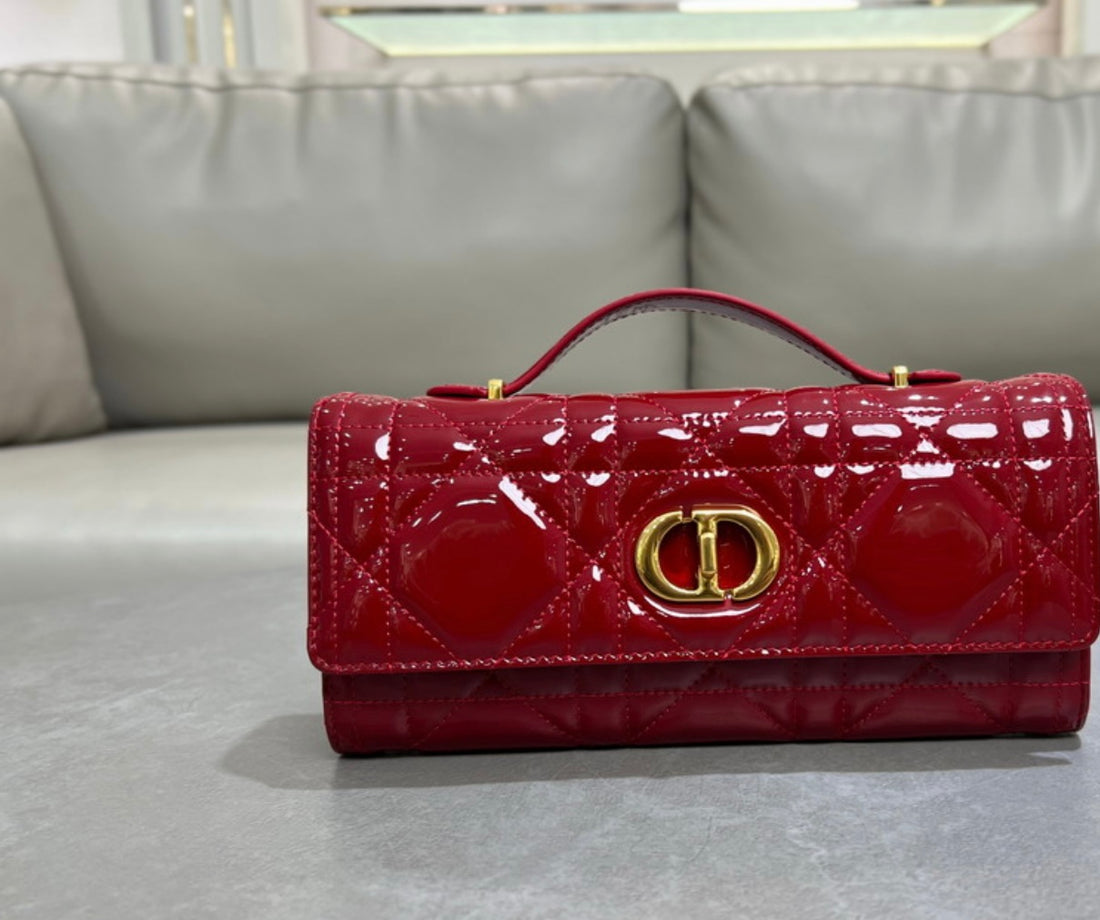 Dior woman wrist/ shoulder bag