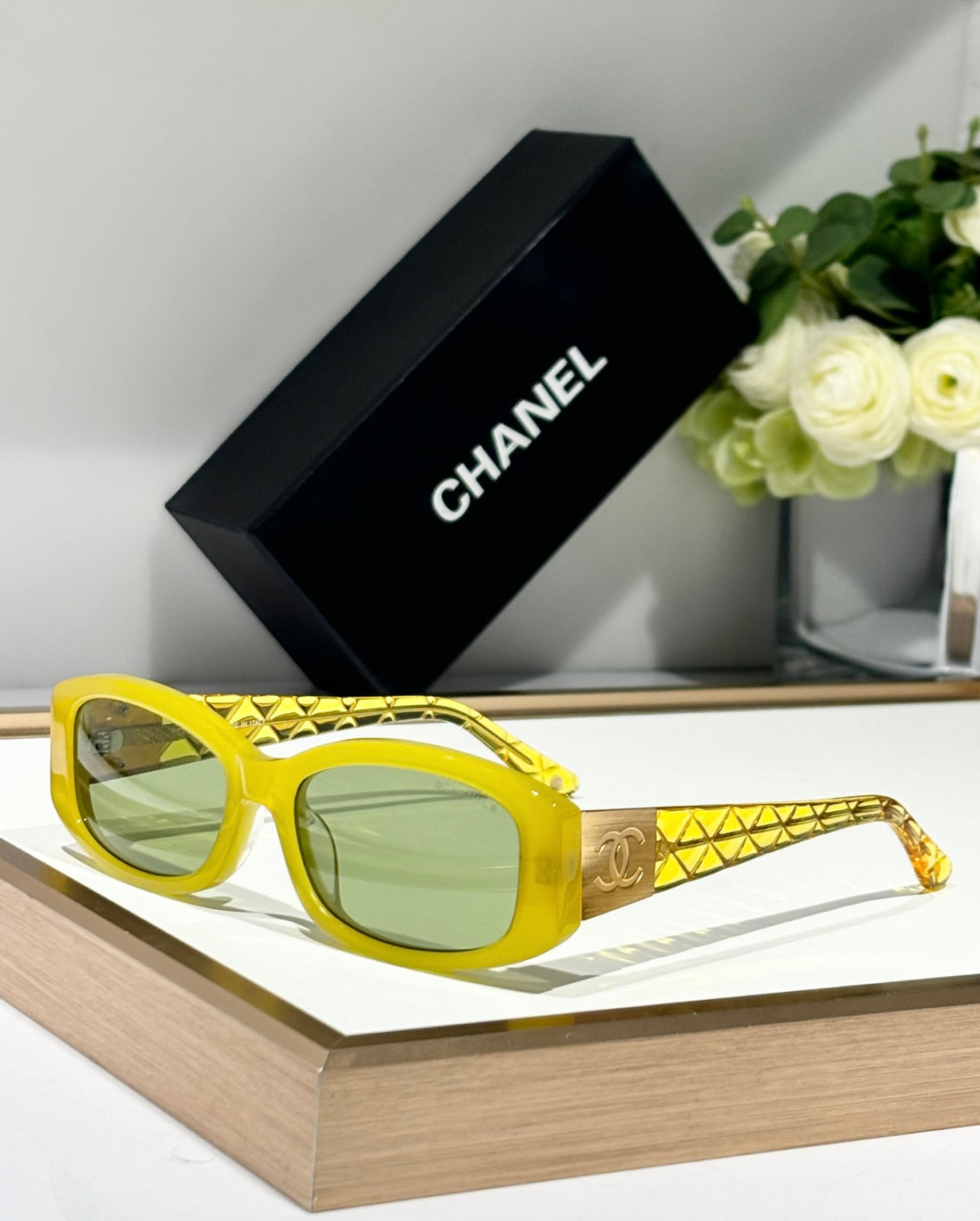 New Chanel woman eyewear