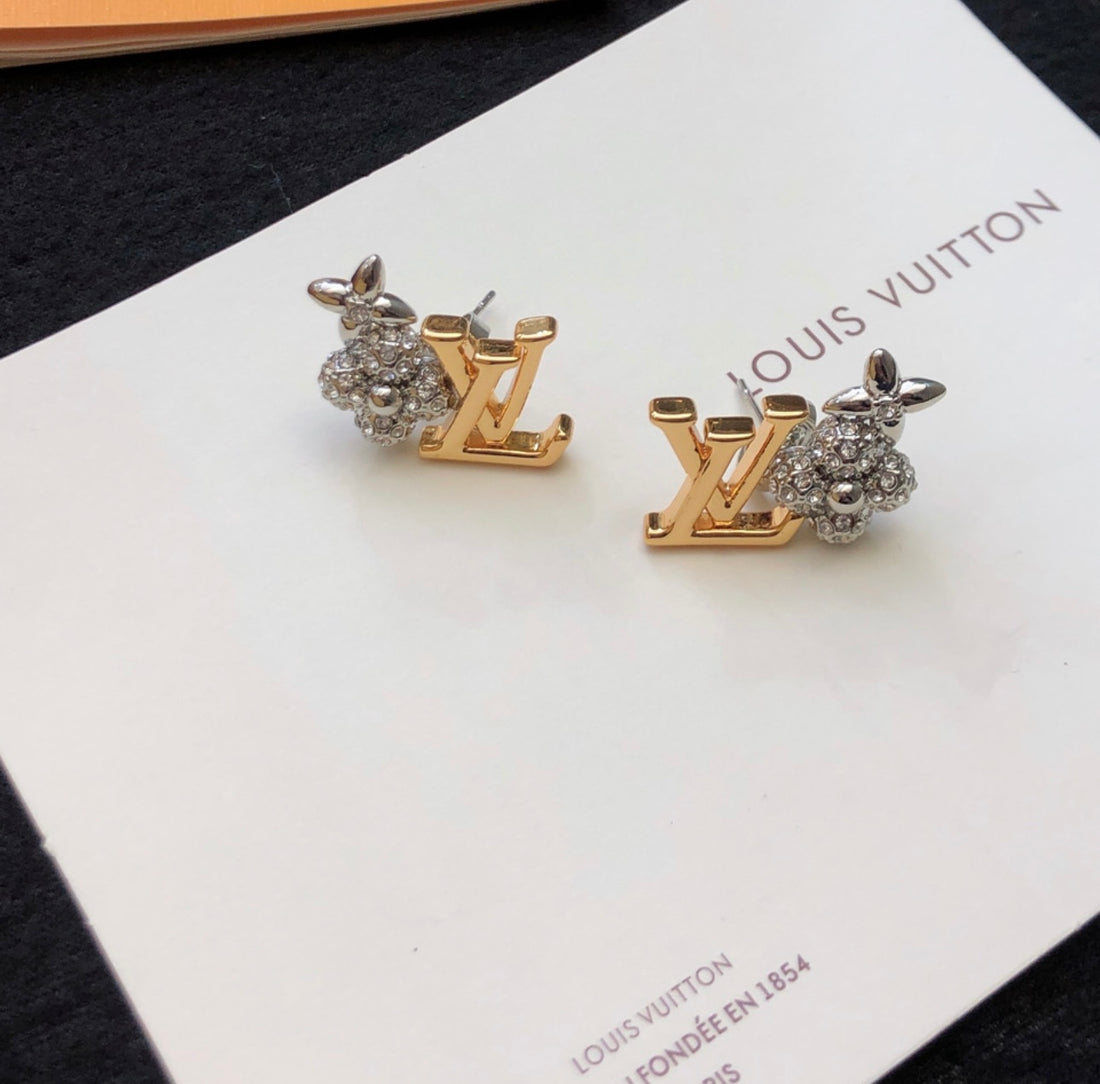 New LV earrings