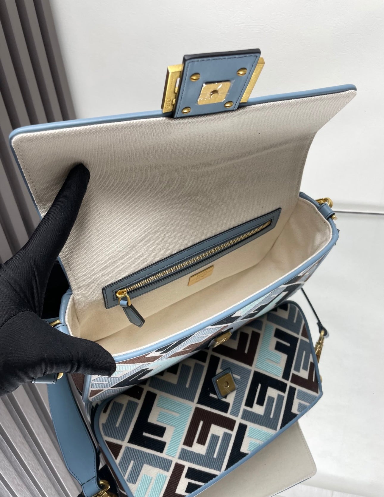 New fendi woman shoulder handbag