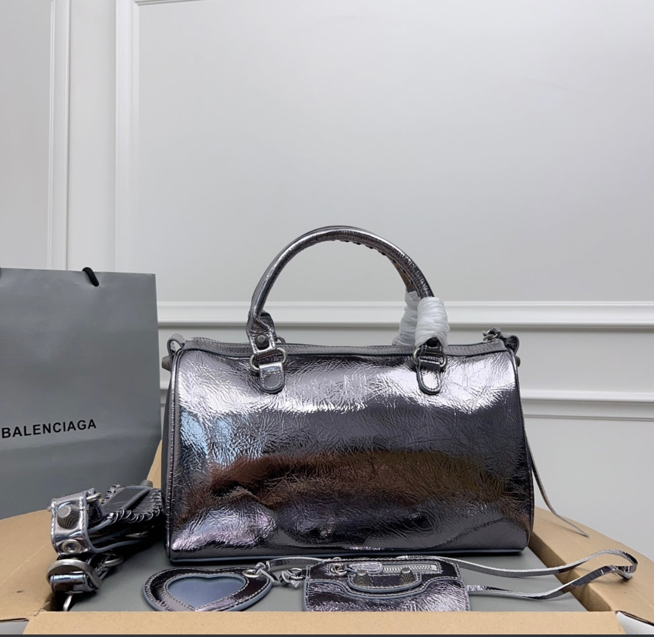 New Balenciaga woman shoulder handbag