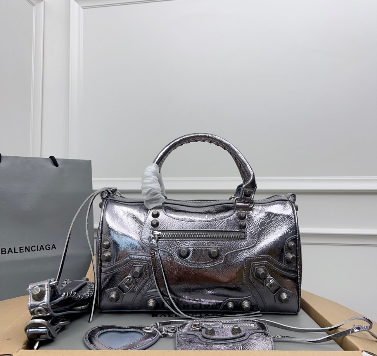 New Balenciaga woman shoulder handbag