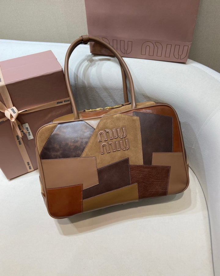 New MIU MIU woman shoulder handbag