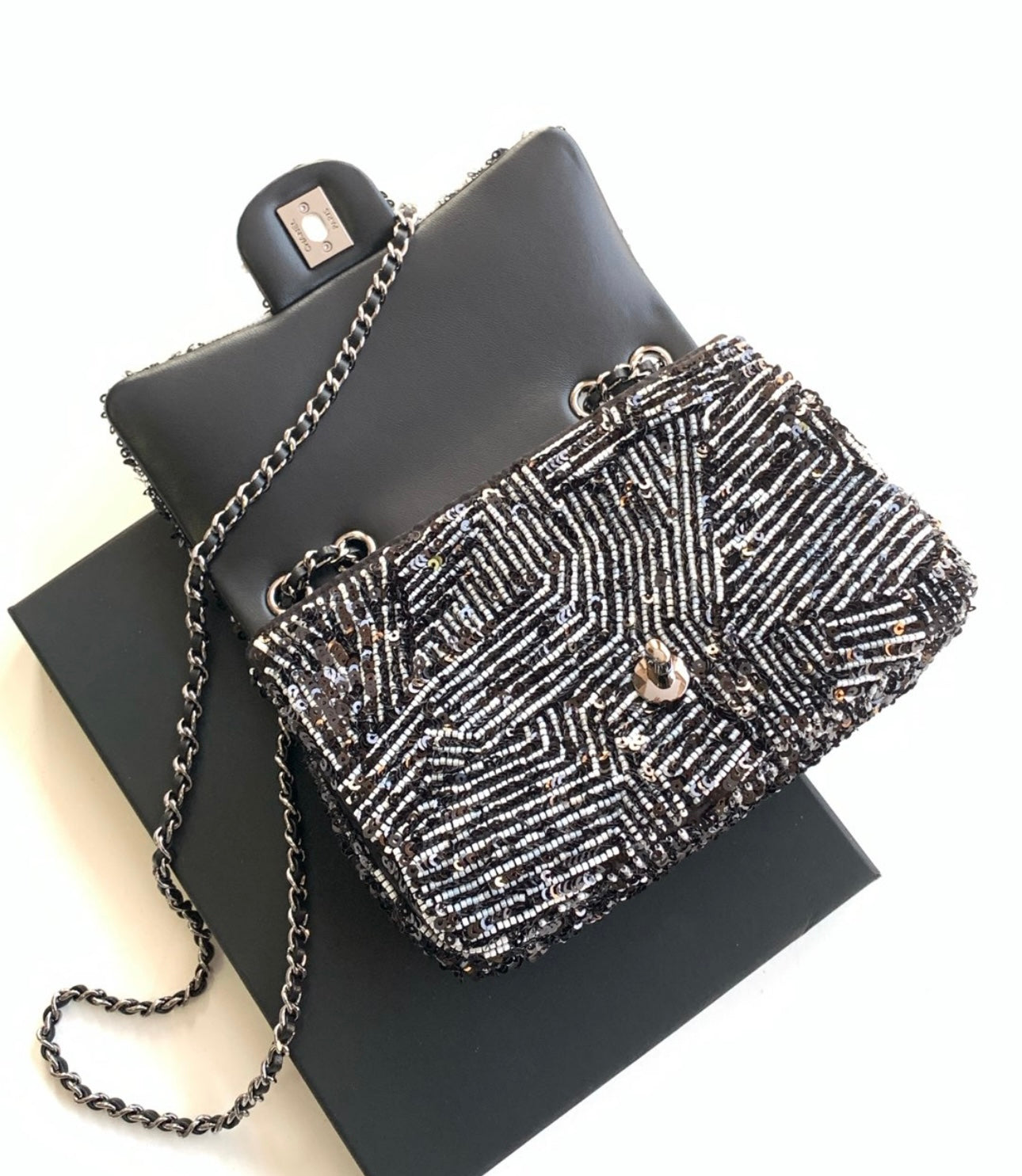 New Chanel woman shoulder handbag