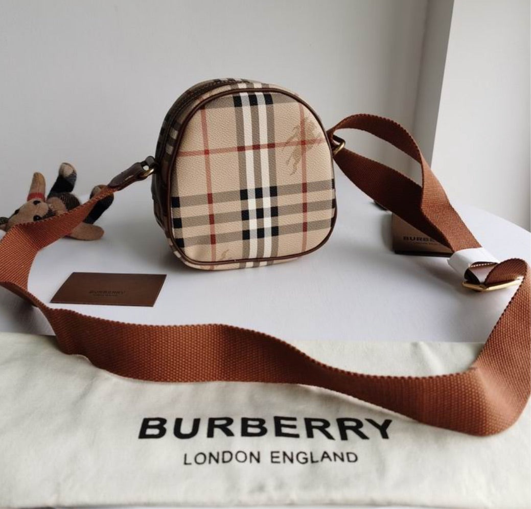 Burberry saddle bag